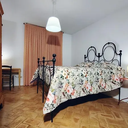 Ferienvilla Casaregina Bb Mit Panoramablick Auf Den Huegel By Interhome Foligno